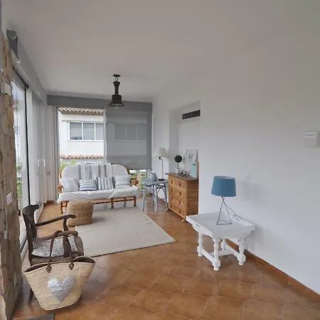 Frontmar Villa *